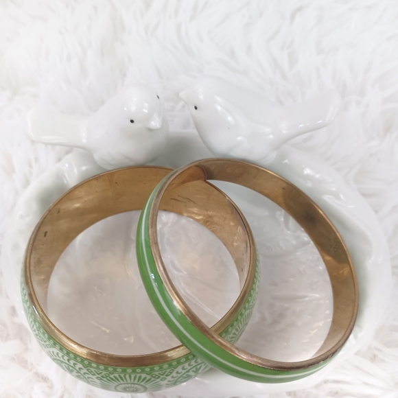 🛍HP🛍 Green and White Fashion Jewelry Bracelet Set - Picture 11 of 14